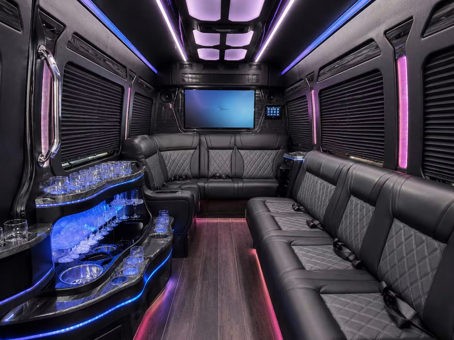 busrentaldalycity com is the smarter way to handle oakland and san jose airport runs from daly city