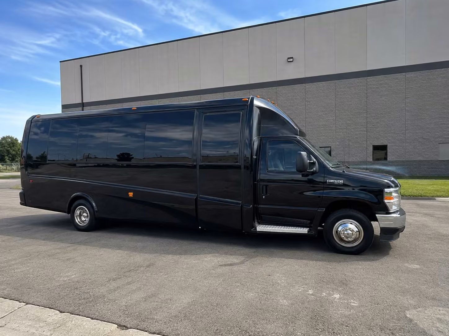 daly city 18 passenger minibus rental