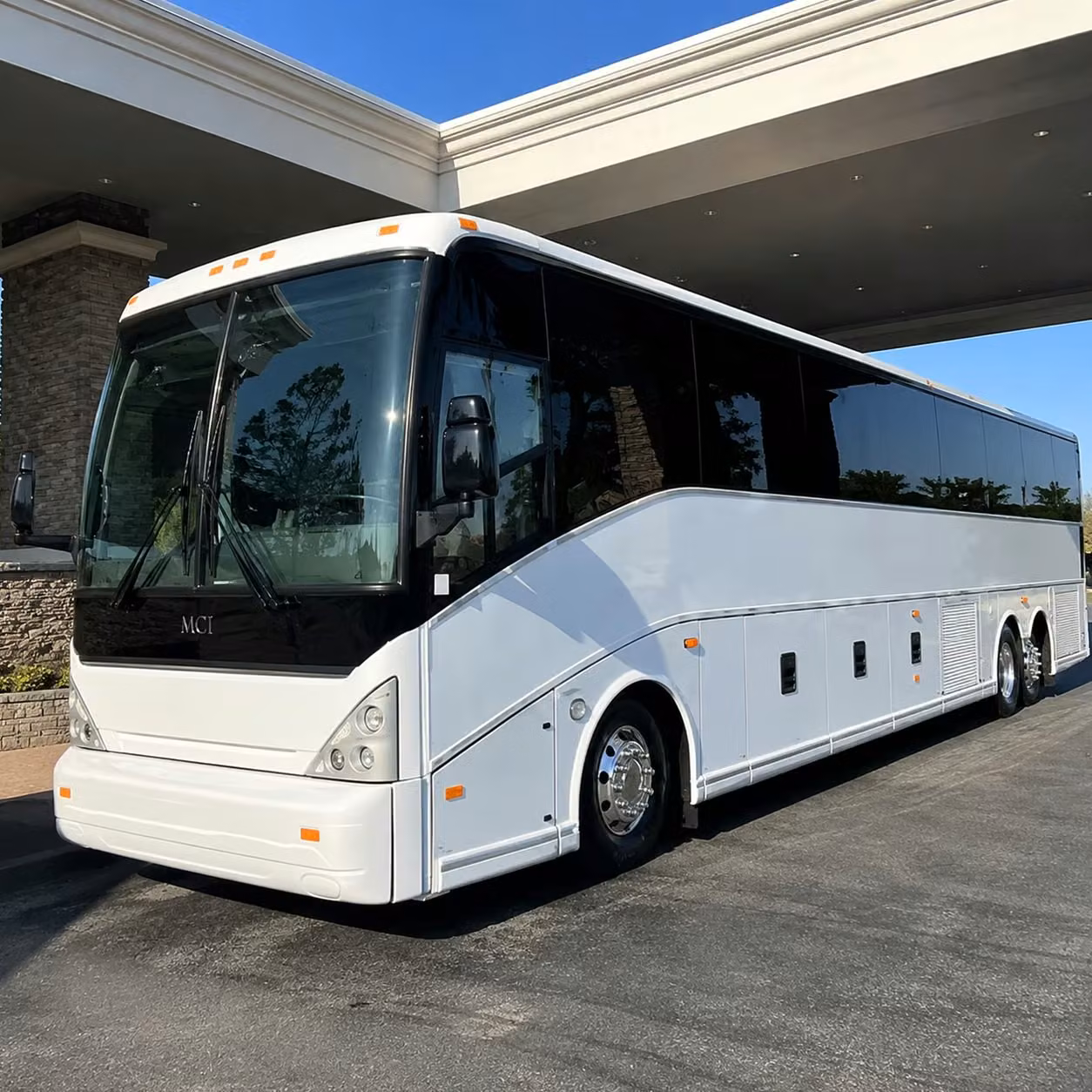 shuttle bus rentals for daly city corporate events and off site meetings